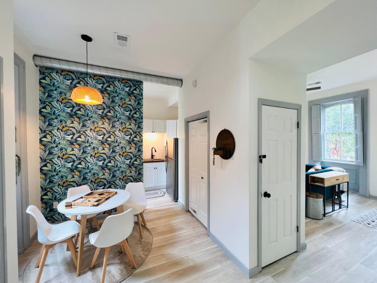 New 1 Bed 1 Bath: Close To Stadiums Hospitals & Downtown Apartment