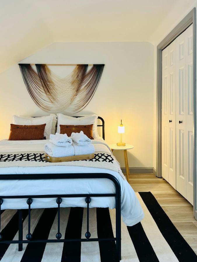 New 1 Bed 1 Bath: Close To Stadiums Hospitals & Downtown