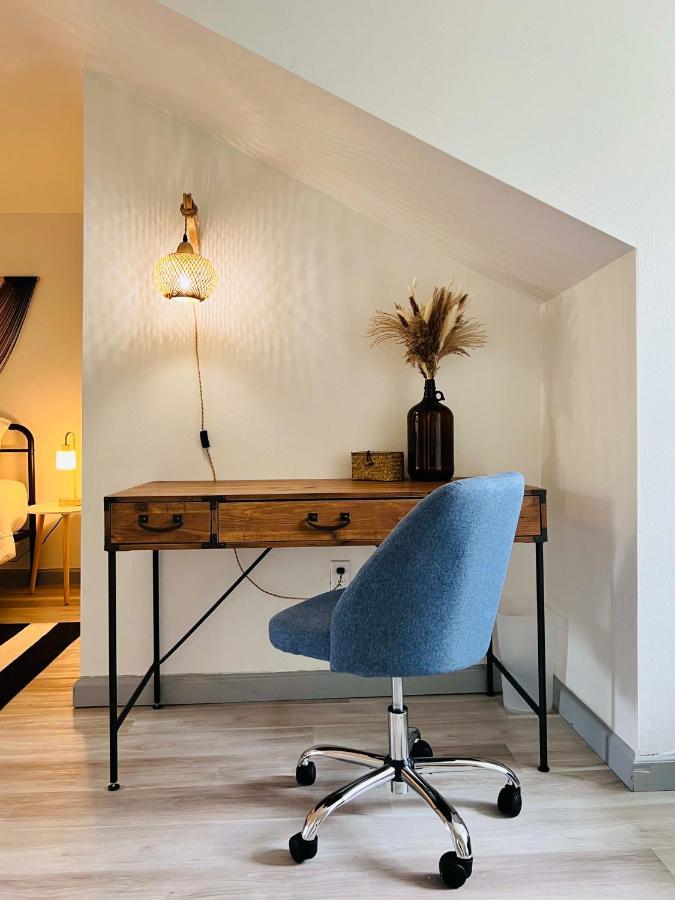 New 1 Bed 1 Bath: Close To Stadiums Hospitals & Downtown *