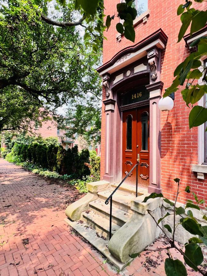 New 1 Bed 1 Bath: Close To Stadiums Hospitals & Downtown * Pittsburgh